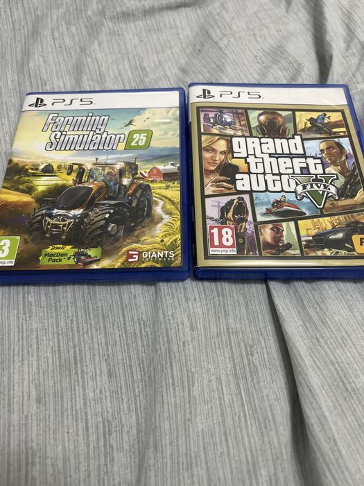 PS5 с две игри gta 5 и farming sim 25