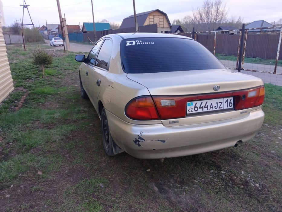 Mazda 323 V BA 1996