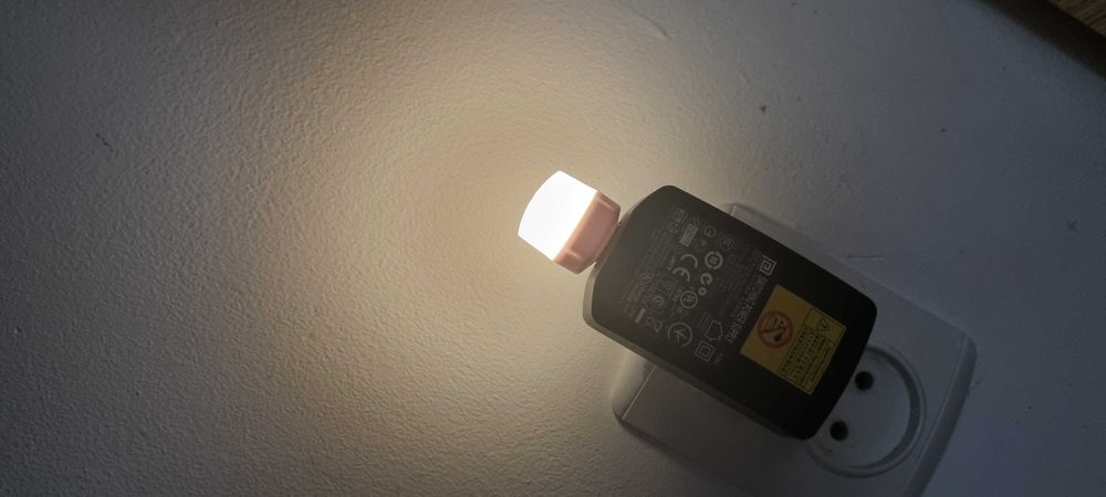 Lampa veghe Led usb