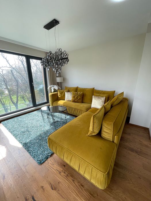 Продава се Двустаен апартамент в Варна, Морска градина - 85 кв.м за 4683 €/кв.м - Снимка #4