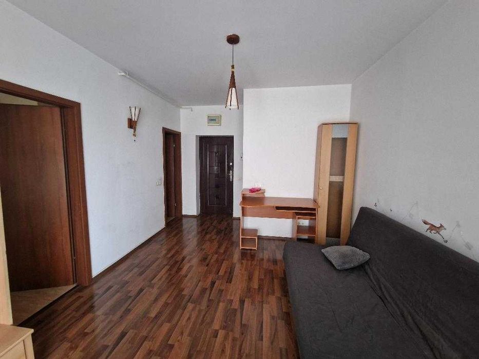 Garsoniera Auchan Titan, 15 minute metrou, complex Rasarit de Soare