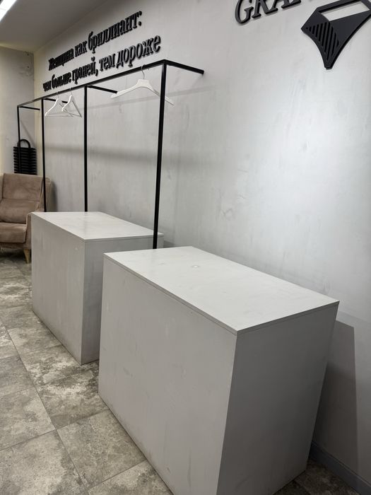 Шкафтар, тумбалар барлығы сатылады