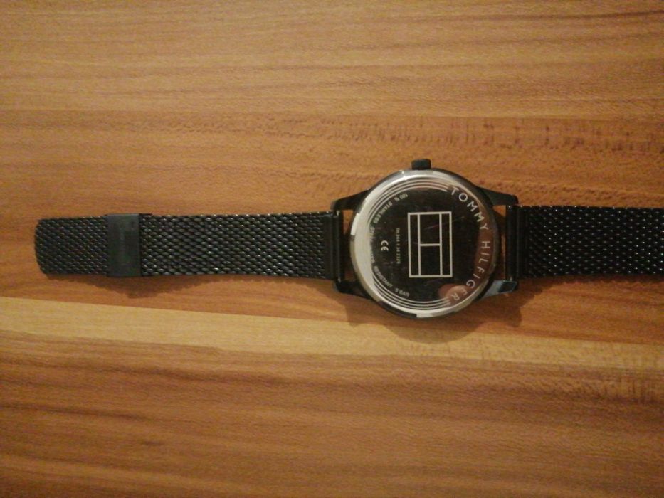 Ceas TOMMY hilfiger.