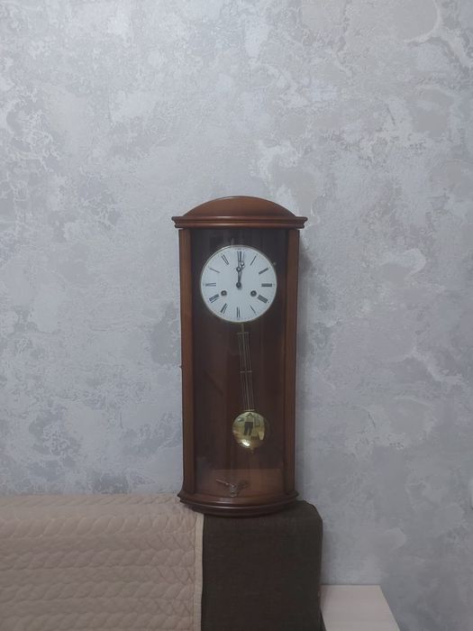 Продам часы в хорошем состоянии