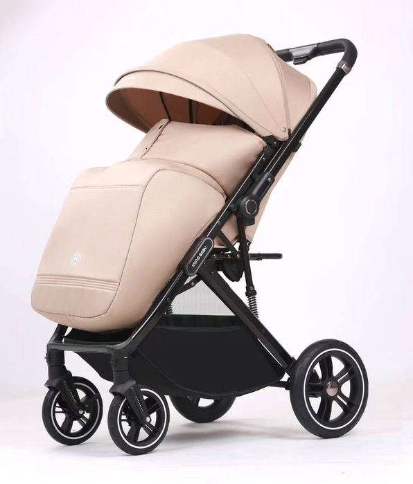 Коляска в новом формате от Iningbaby