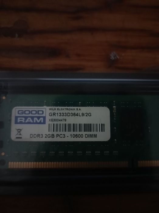 Оперативка DDR3, 2GB, 1333