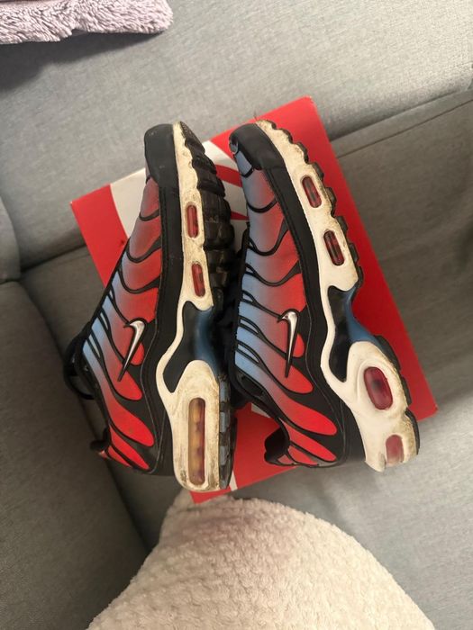 Nike TN Red and Blue