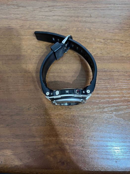 Casio G-Shock GST-S310 оригинал (солнечная зарядка)