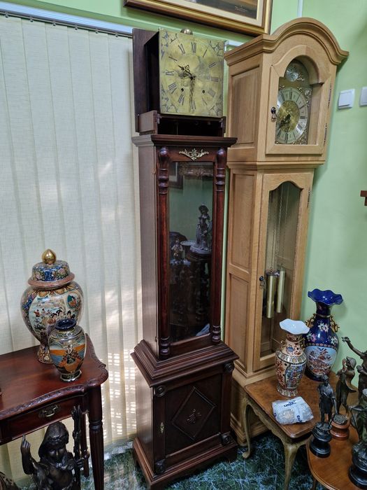 Антикварен колекционерски паркетен часовник