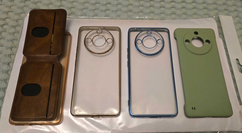 Realme 11 Pro Plus 5G, 12 GB RAM/512GB, 4 huse, garantie Feb 2026