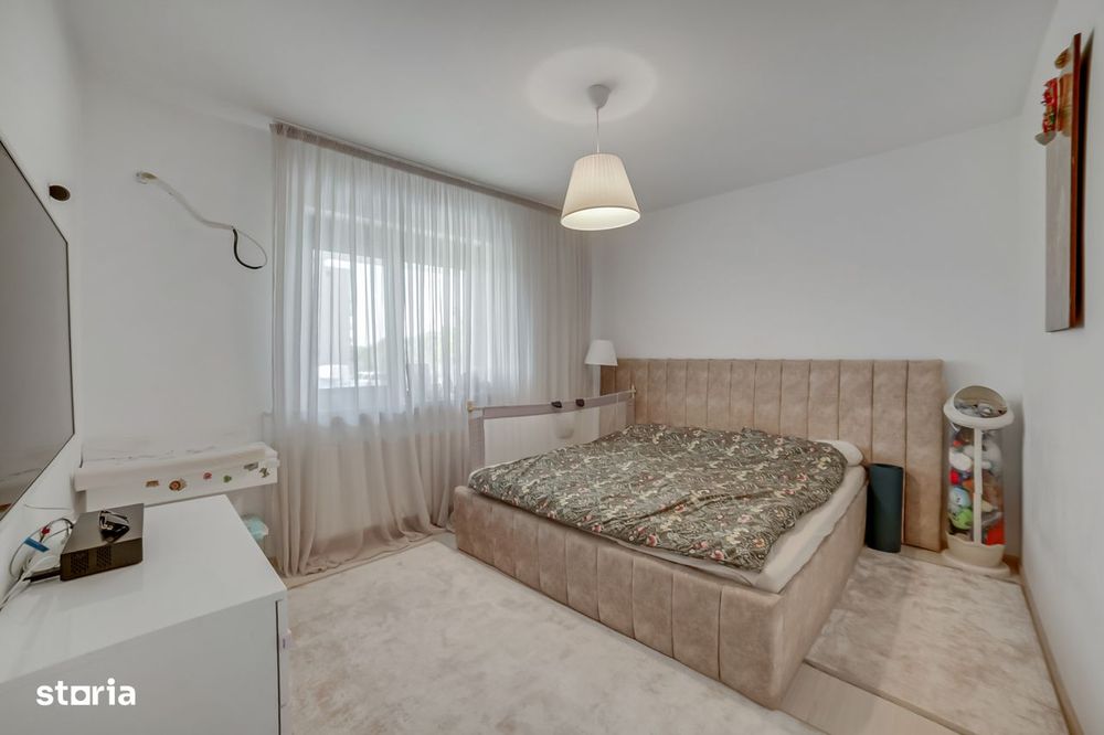 Suprafata totala 82+63 gradina mp*Ready to move in*Decomandat *Sisesti