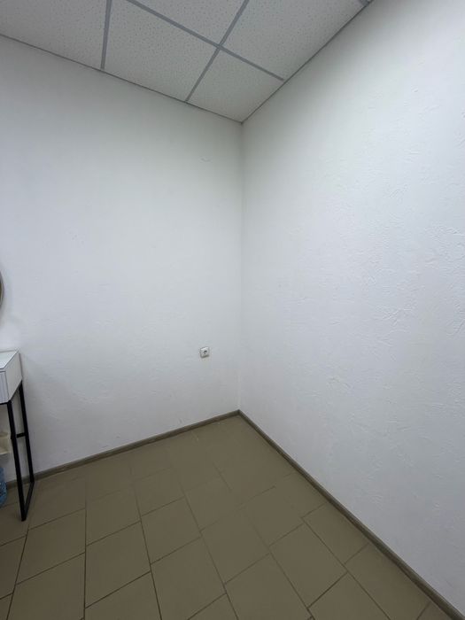 Аренда места помещение