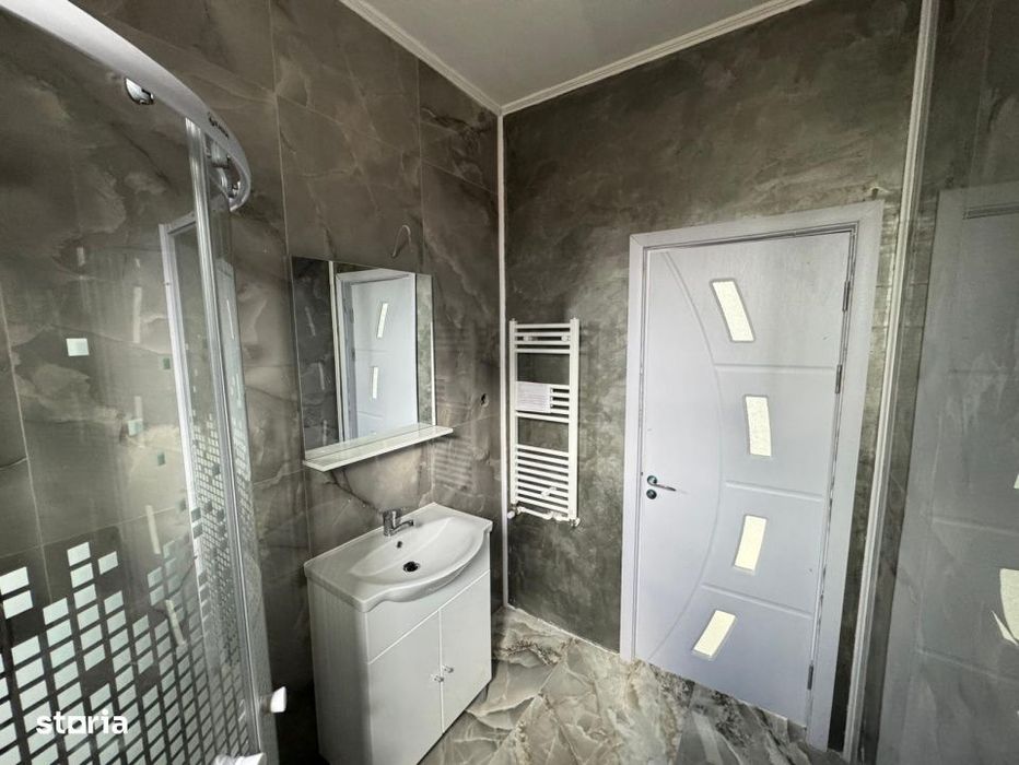 Casa de vanzare , zona Navodari