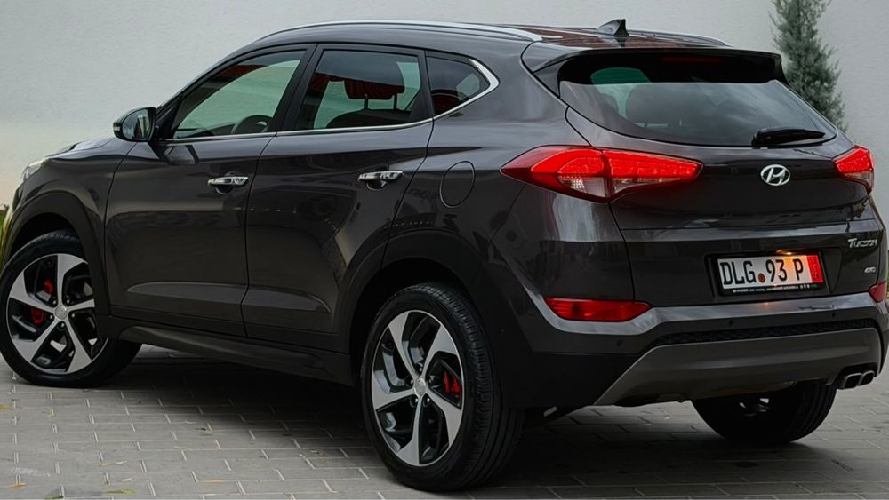 Hunday tucson 2.0  Tdi 184 cp