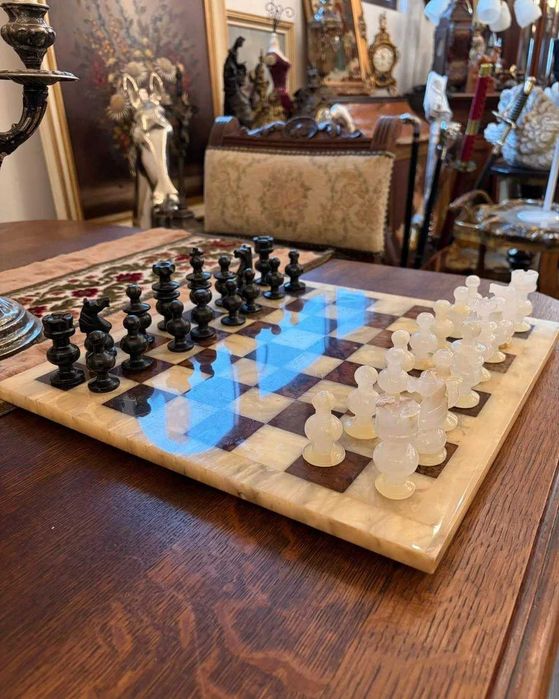 Set de șah din piatră naturală