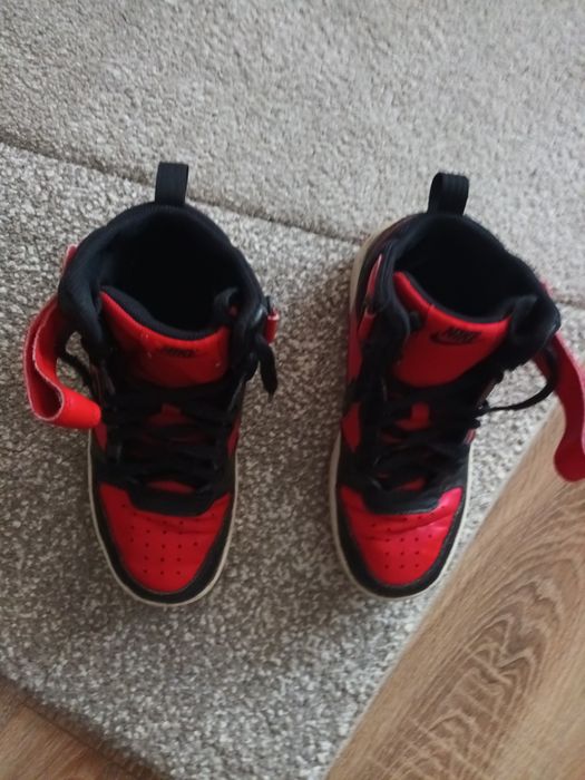 Nike Court Borough Mid 2 Roșu cu negru