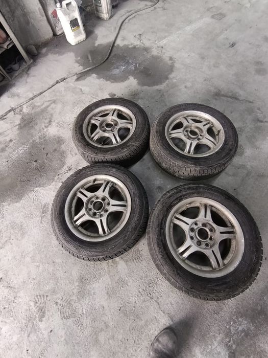 Зимние шины  лепучки