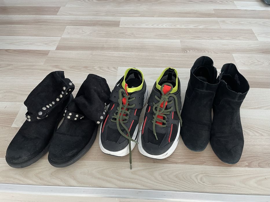 Vând lor încălțăminte , din piele , masura 39, toate 120 lei