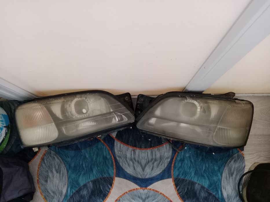 Продам фары легаси б4