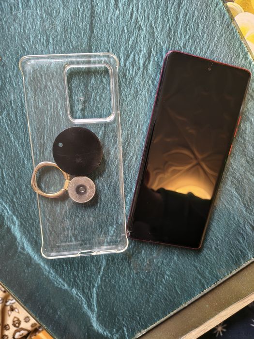 Vând Motorola edge 40 cu ecran curbat, amprenta display, fast charge