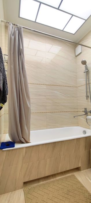 Чиланзар | Казирабад | jiz-Biz ресторан  2+2(3)=5 комнатная  131м²