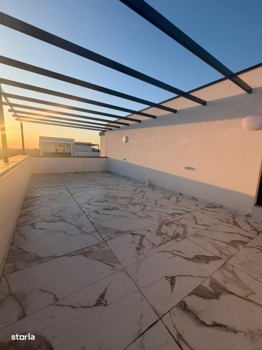 Penthouse 2 camere, 55 mp + terasa 45 mp - Giroc