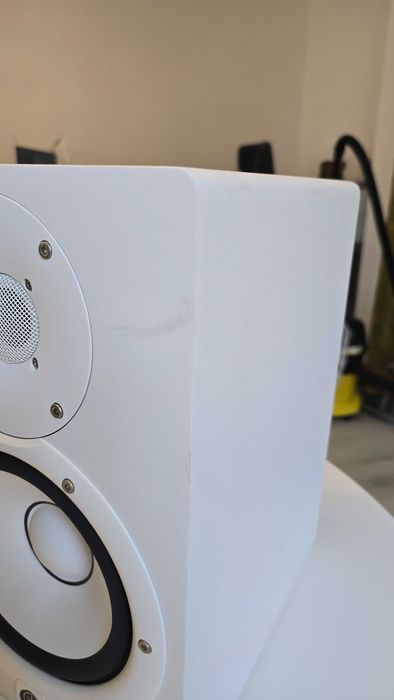 Monitoare de Studio Yamaha HS7 (Pereche) - Sunet Impecabil