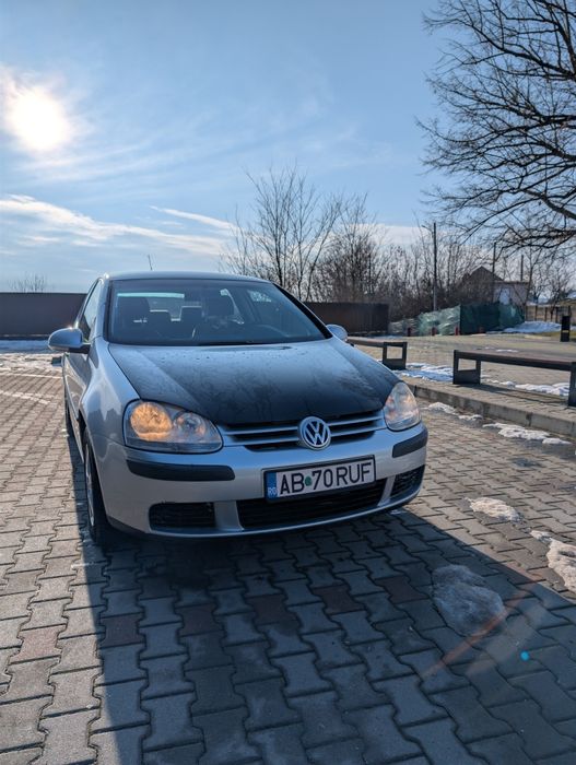 Volkswagen Golf V 5
