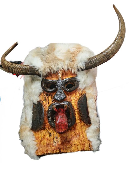 Кукерска маска- ръчна изработка