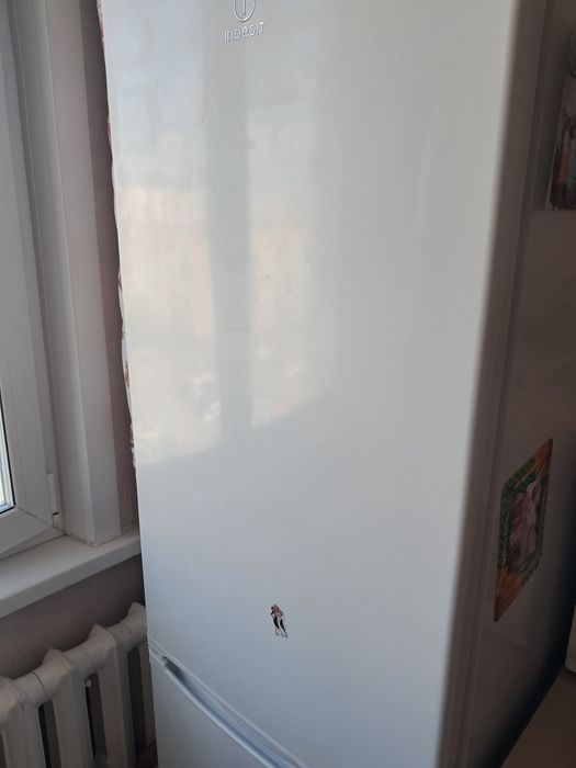 Холодильник индезит