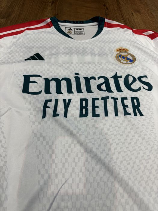 Tricou Real Madrid Valverde #8 – Nou – Mai multe mărimi