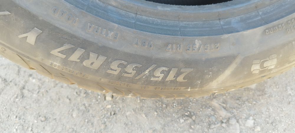 Резина лето 215/55 R17