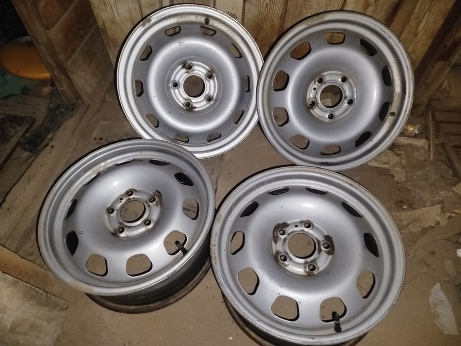 Продам диски. Размер 16.