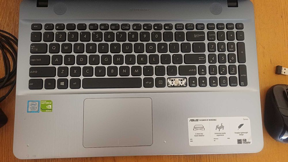 Laptop ASUS X541U – Perfect pentru Office, Filme și Școală + Mouse CADOU!