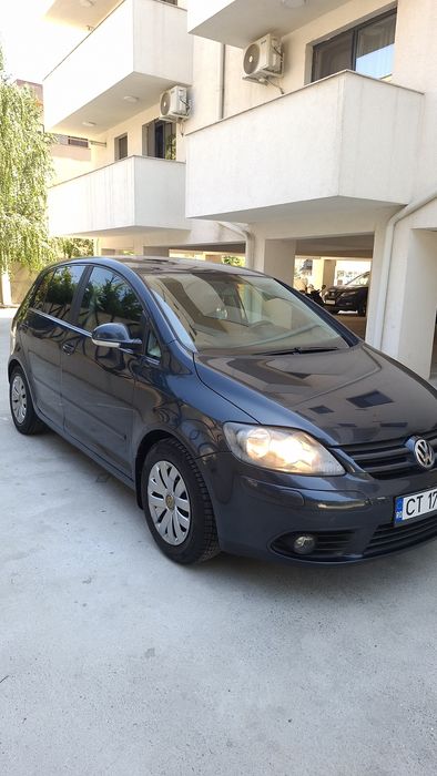 VOLKSWAGEN Golf Plus