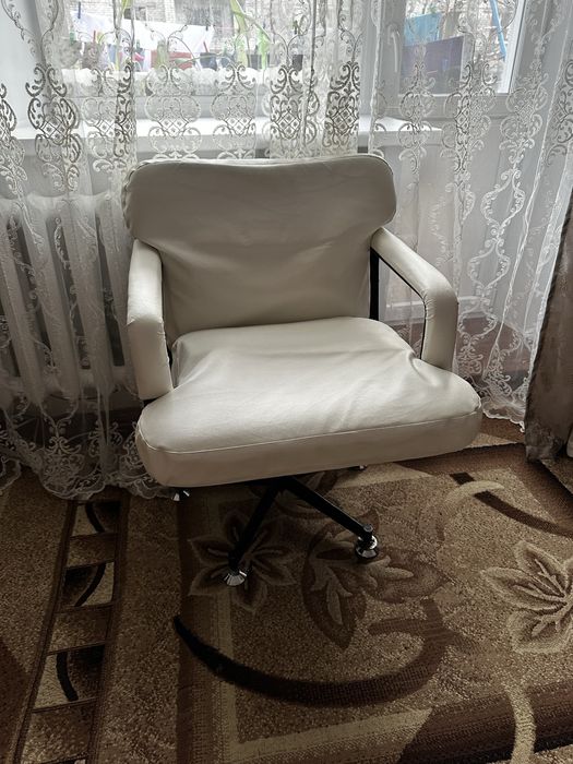 Продам педикюрное кресло