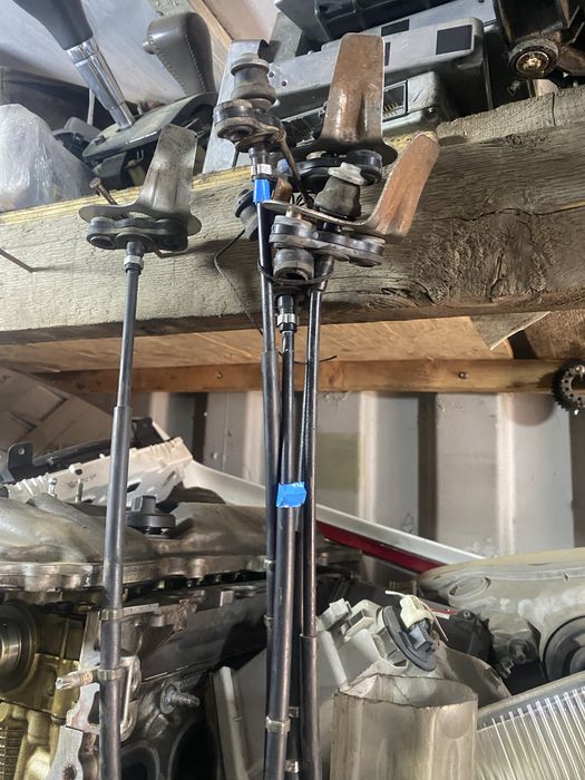 Трос газ на Lexes Rx300