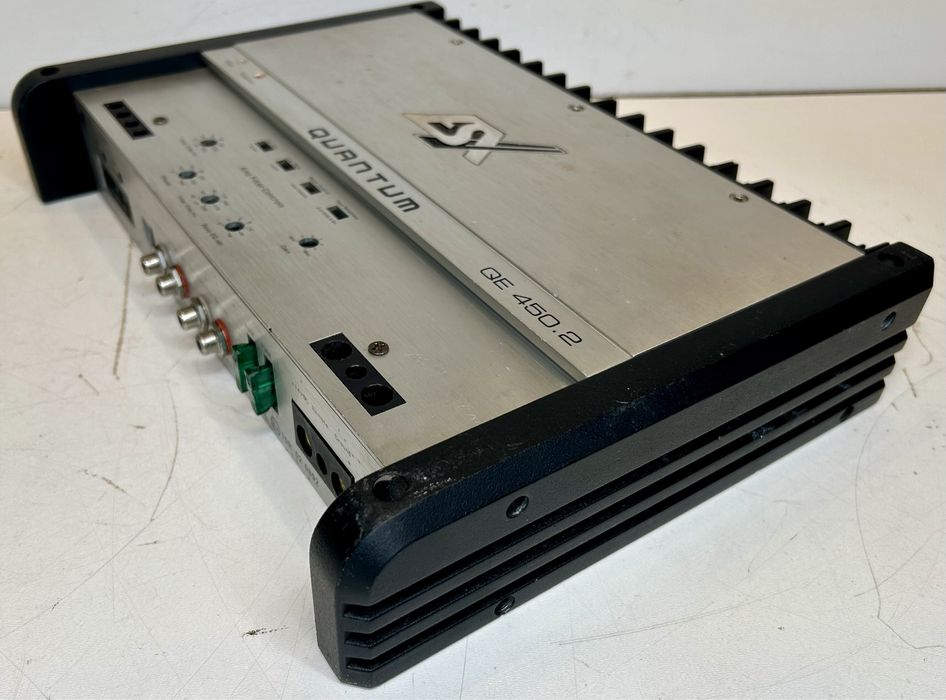 Vand Amplificator statie auto ESX Quantum QE450.2
