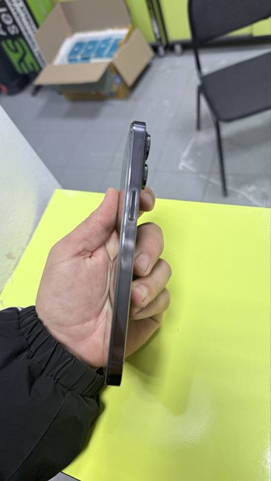 Продам 14 про макс