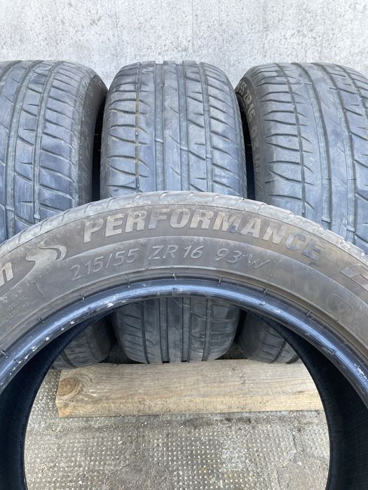 215 55 ZR16 93W Taurus High Performance