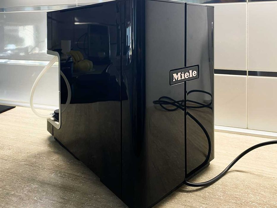 Expresor Miele CM6360 – defect F74, ideal pentru reparat sau piese