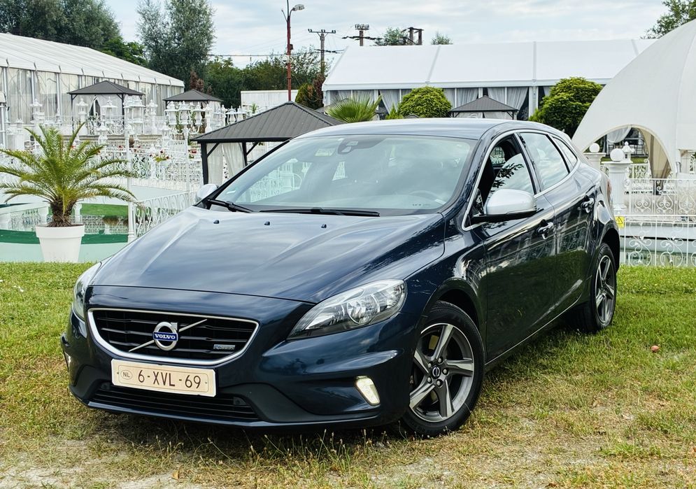 Volvo V40 RDesign D4 190 cp
