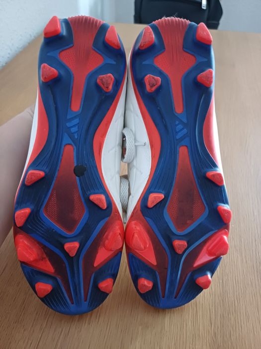 Спортни обувки за футбол Adidas