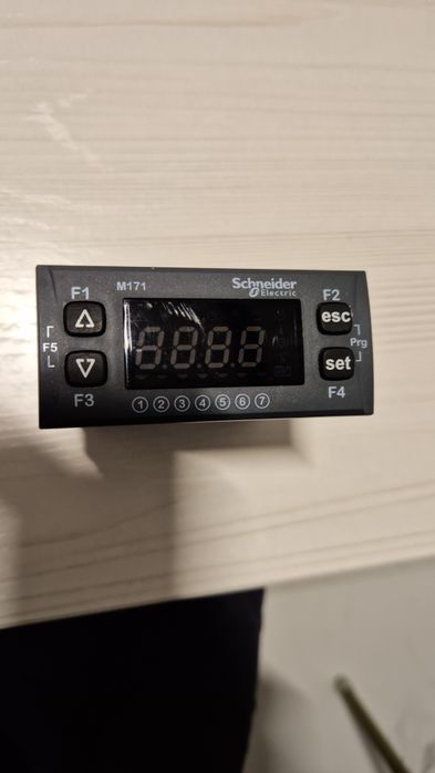 Контроллер SCHNEIDER TM171OF22R