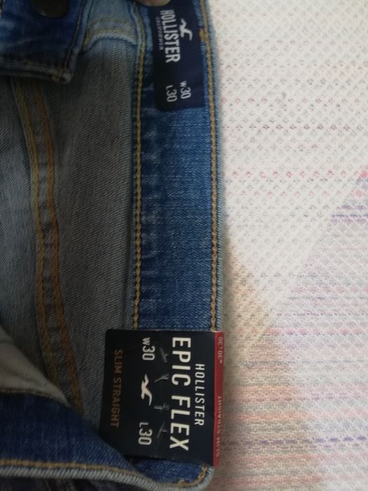 Джинсы мужские "Hollister"