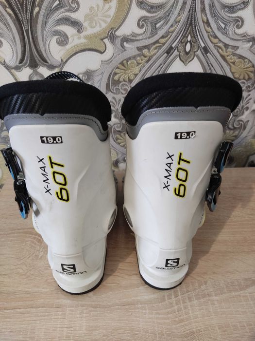 Горнолыжные ботинки для мальчиков