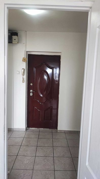 Apartament 2 cam de inchiriat, nelocuit, renovat in bloc reabilitat!