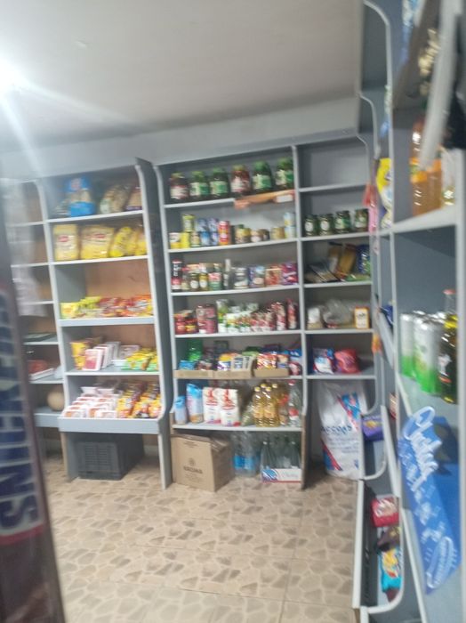 Магазин жұмыс жасап тур