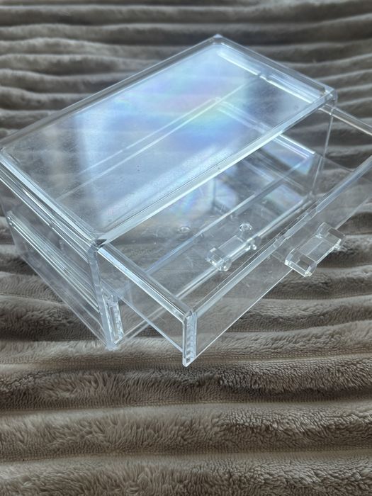 Шкатулка для украшений