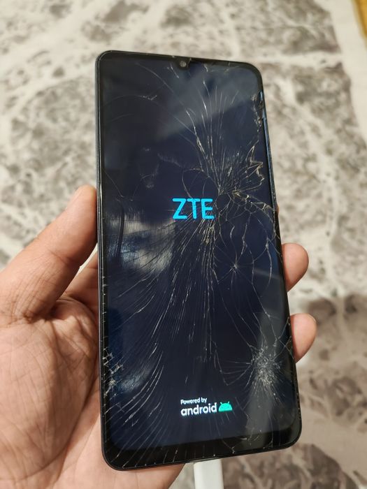 ZTE blade V50 Vita